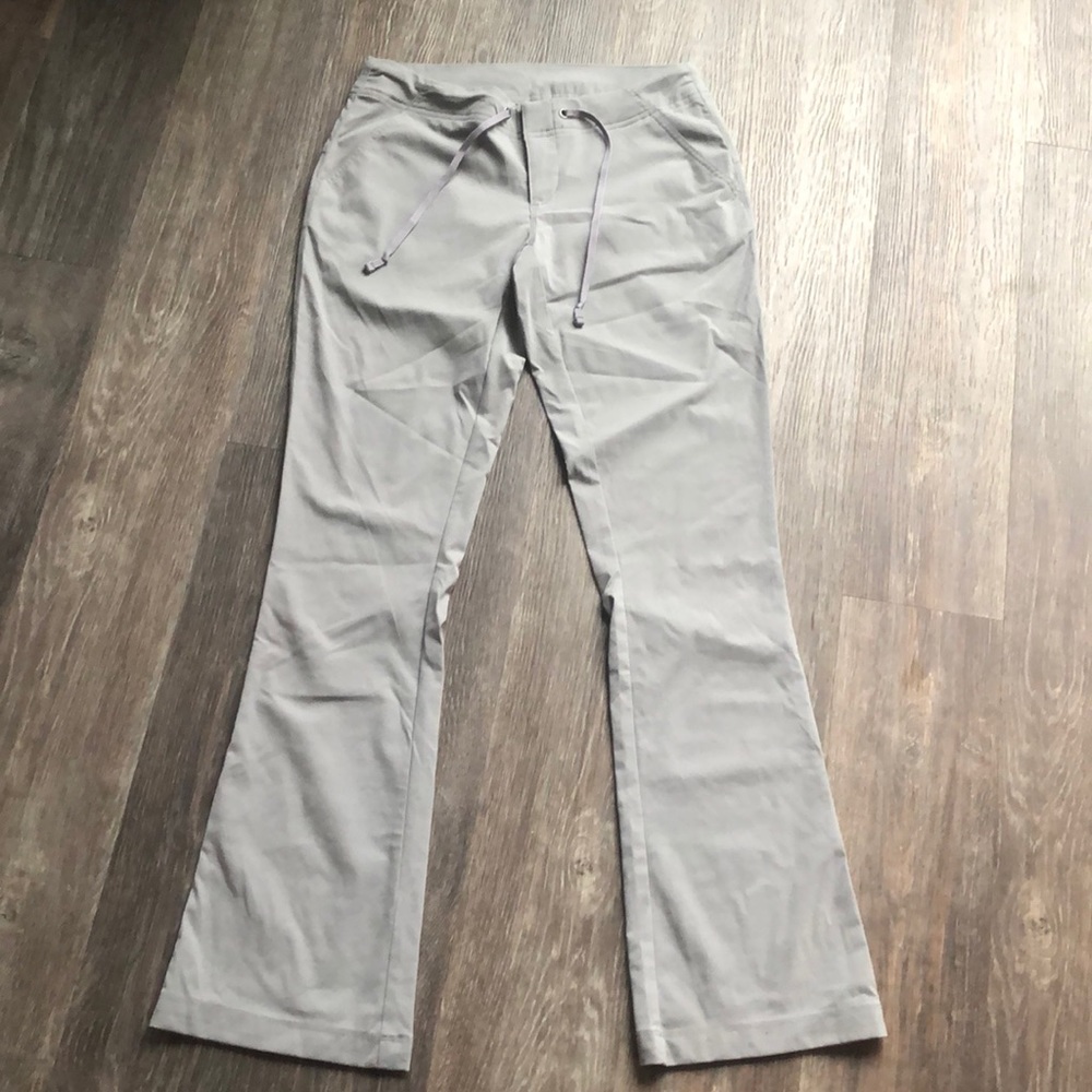 Columbia Water Resistant Active Wear Pants Sz 4